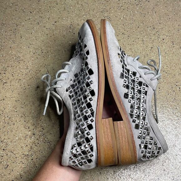 Jeffrey Campbell Town Square Studded Oxfords 6 - Picture 4 of 11